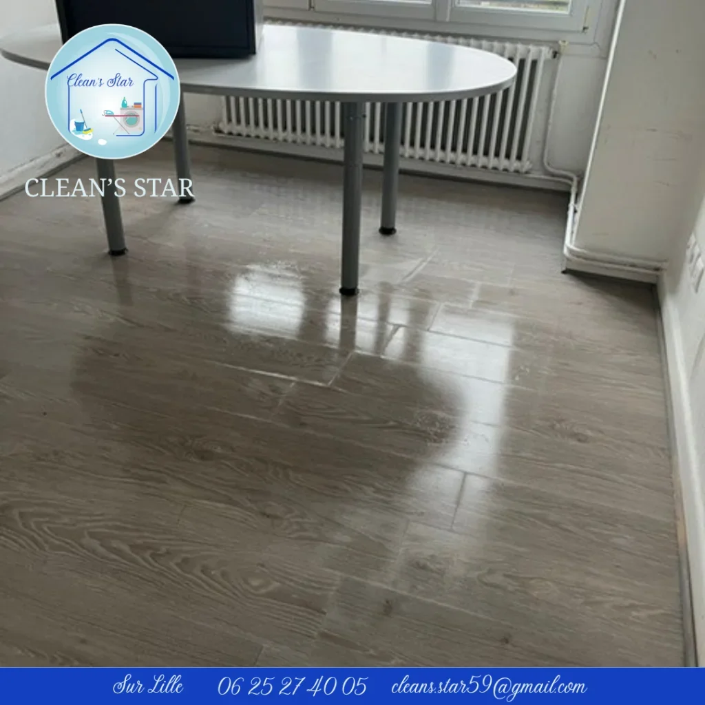 Un nettoyage soigné, jusque dans les moindres détails.Chez CLEAN’S STAR, nous intervenons avec rigueur pour garantir un résultat propre et durable.✔️ Aspiration minutieuse✔️ Lavage adapté au revêtement✔️ Finitions sans traces📍 Lille et ses alentoursDemandez votre devis via notre formulaire : https://get.formulaire.info/form?p=L4hy9jbGOu contactez-nous :&nbsp;📞 06 25 27 40 05📧 cleans.star59@gmail.com#NettoyageLille #EntrepriseDeNettoyage #RemiseEnEtat #SolPropre #PropretéProfessionnelle #LilleMaville #CleanStar #ServiceLocal