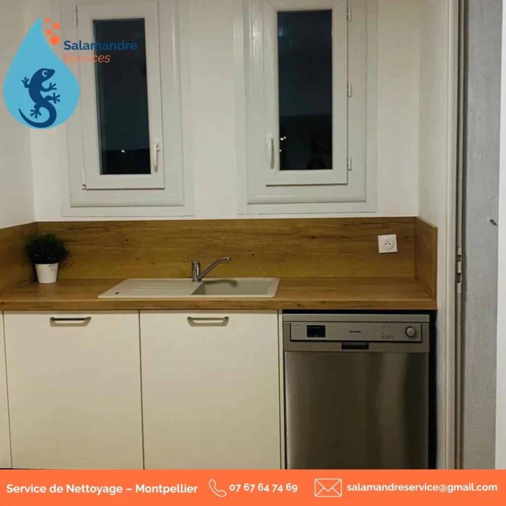 Remise en état d’une cuisine après intervention.Lorsque nous terminons une prestation, le logement est prêt à être utilisé ou remis en location : surfaces nettoyées, équipements propres et espace remis en ordre.📍 Montpellier et alentoursBesoin d’un devis ?👉 Remplissez notre formulaire :https://get.formulaire.info/form?p=6mRDr2zYOu contactez-nous directement :📞 07 67 64 74 69📧 salamandreservices@gmail.com#NettoyageMontpellier #RemiseEnEtat #NettoyageAppartement #MenageProfessionnel #LocationCourteDuree #NettoyageCuisine #ServiceDeNettoyage #SalamandreServices