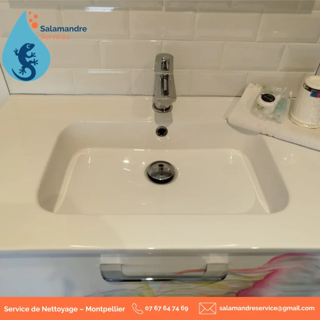 ✨ Chaque détail compte pour offrir un logement propre et accueillant à vos voyageurs.Salamandre Services intervient sur Montpellier pour l’entretien de locations courte durée et logements destinés à la location.🧼 Nettoyage soigné🏡 Préparation entre deux locations✨ Un logement prêt à accueillir vos voyageurs📍 Montpellier et alentoursBesoin d’un devis ? 👉 Remplissez notre formulaire :https://get.formulaire.info/form?p=6mRDr2zYOu contactez-nous directement :📞 07 67 64 74 69📧 salamandreservices@gmail.com#salamandreservices #montpellier #locationcourteduree #nettoyage #conciergerie