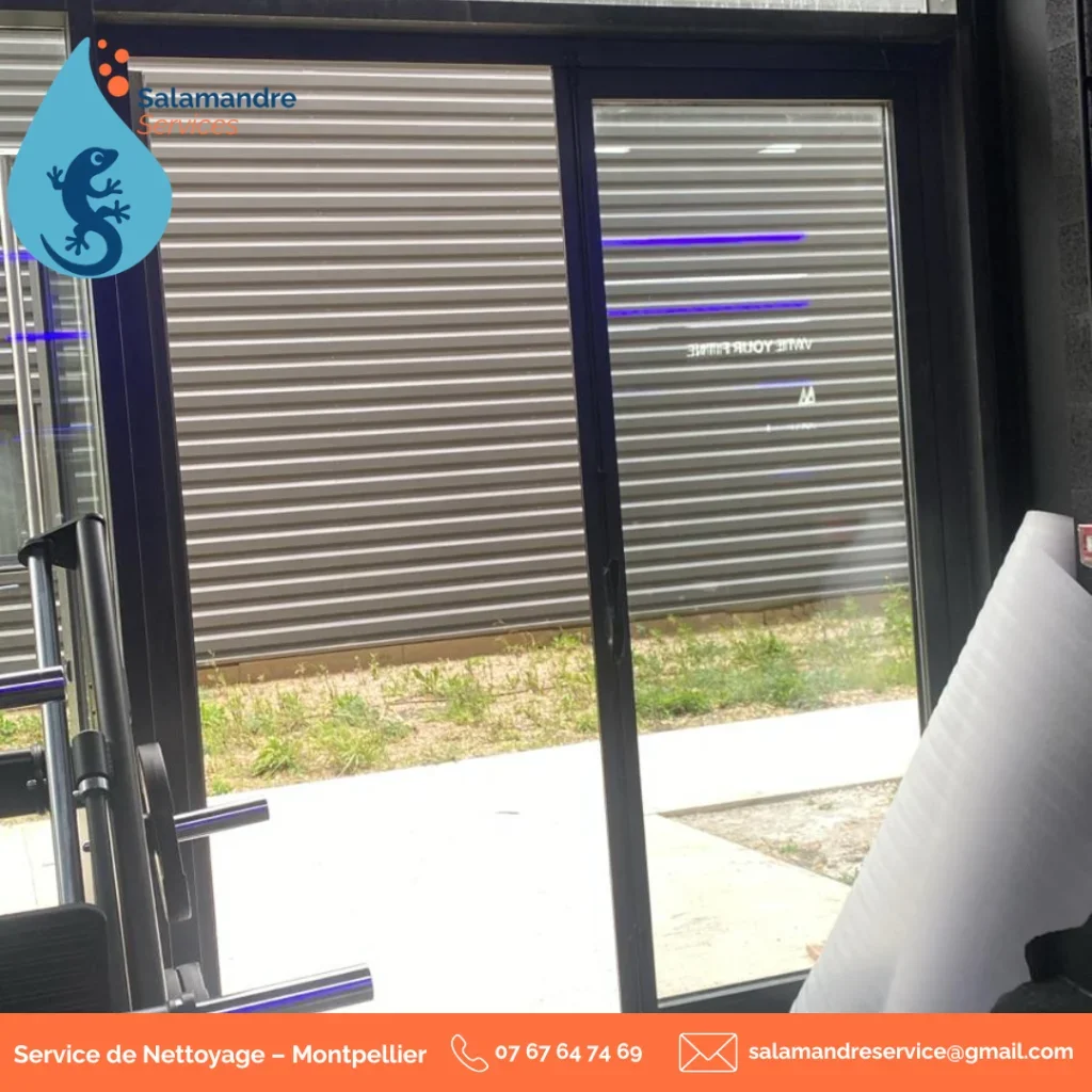 Nettoyage de vitres en cours ! ✨Nous intervenons pour le nettoyage de vos surfaces vitrées, aussi bien chez les particuliers que les professionnels.📍 Montpellier et ses alentoursBesoin d’un devis ? 👉 Remplissez notre formulaire : https://get.formulaire.info/form?p=6mRDr2zYOu contactez-nous directement :📞 07 67 64 74 69📧 salamandreservices@gmail.com#SalamandreServices #NettoyageVitres #VitresPropres #Montpellier #NettoyageProfessionnel #EntretienLocaux #ServicesAuxParticuliers #ServicesAuxEntreprises