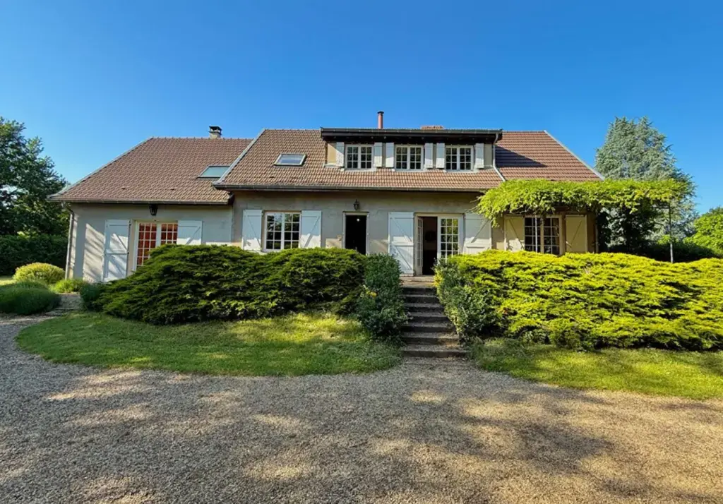 Propriété 10 pièces 237 m²  À vendre