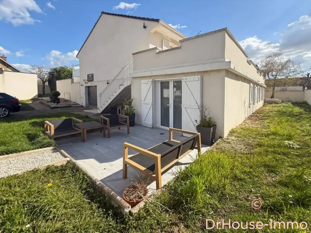 Maison à vendre 6 pièces de 165 m²