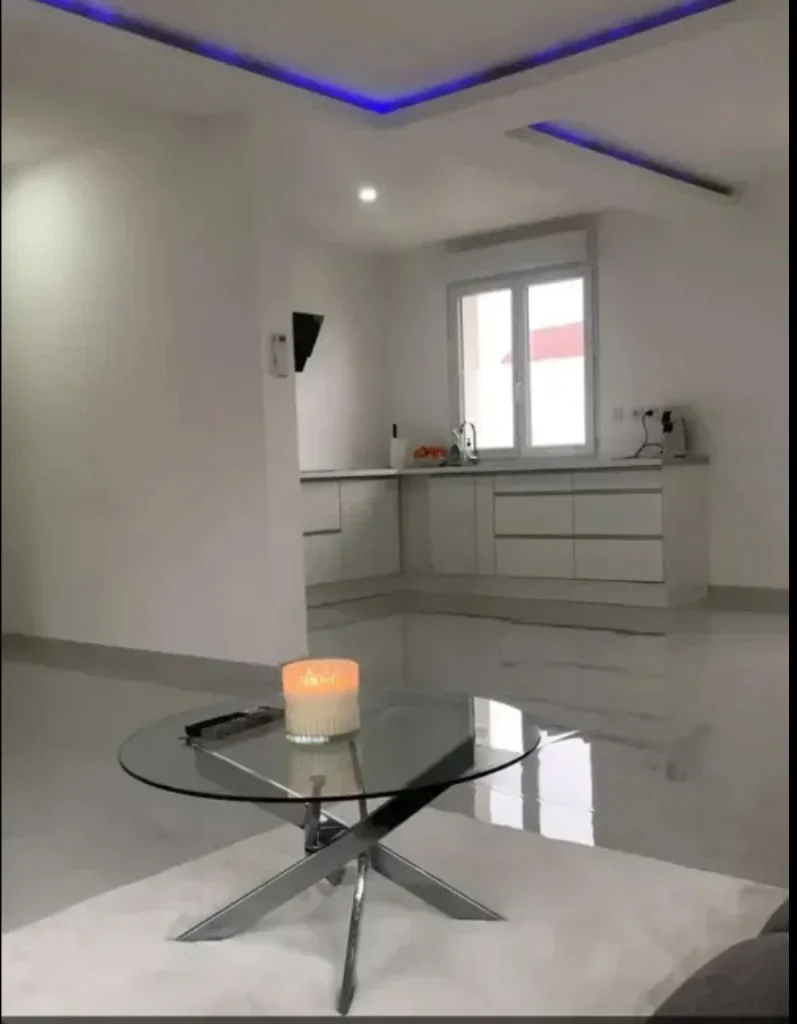 Belle table basse design